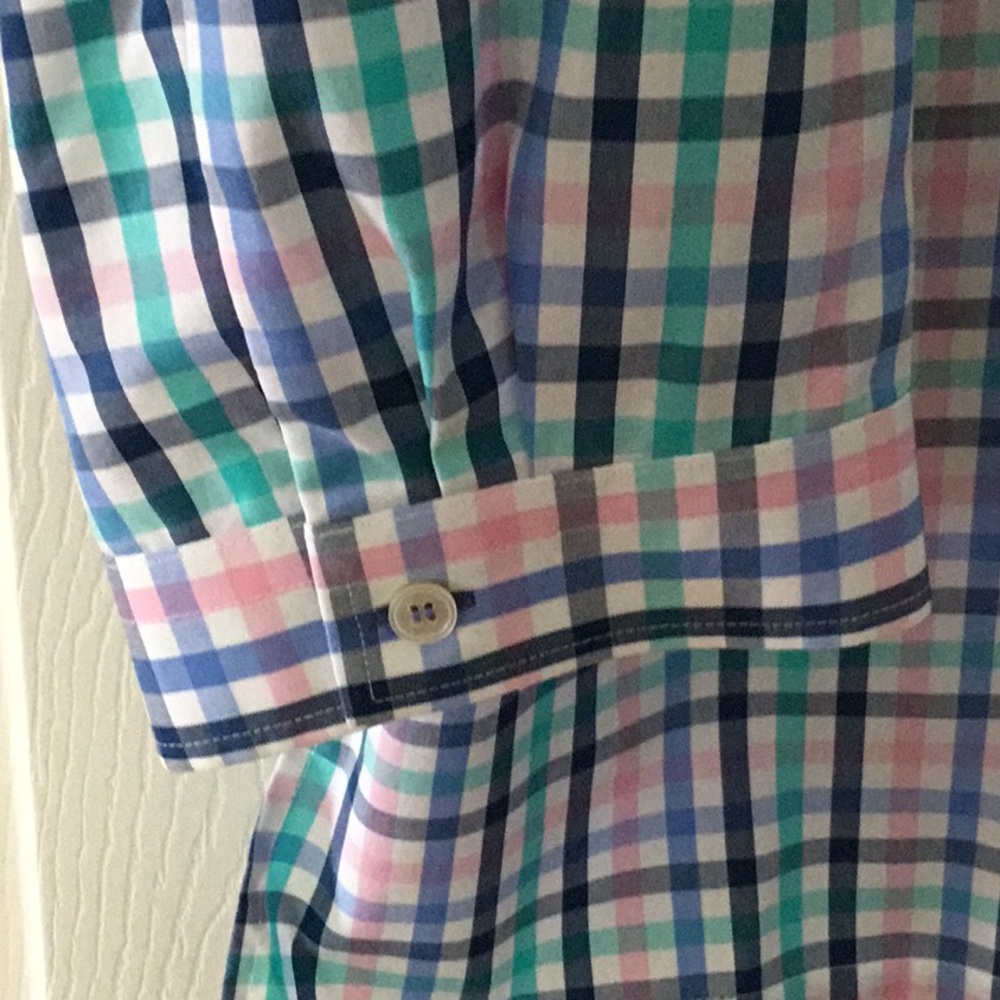 Talbot’s Multi color Long Sleeve Blouse with ruffled V Neckline. Size 12